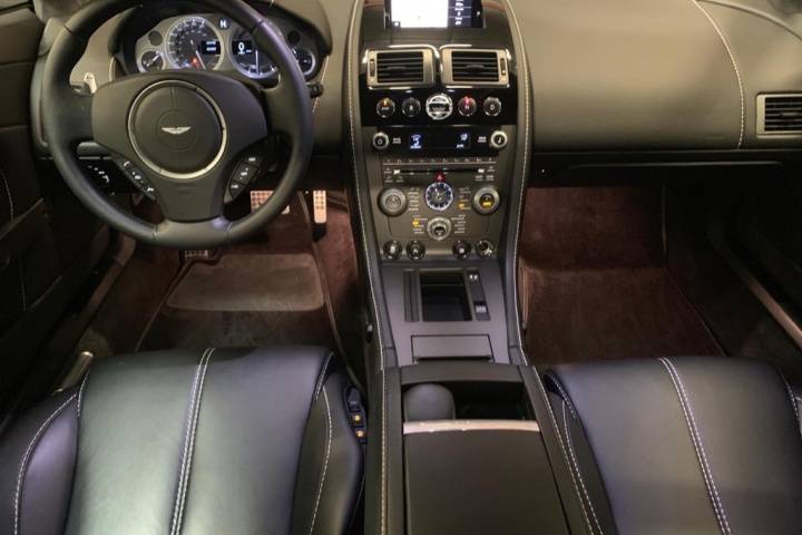 Aston Martin V8 Vantage 4.7 420 Sportshift