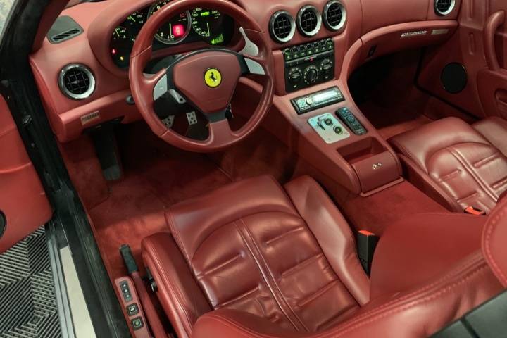 Ferrari 575 Maranello V12 F1 Historique Complet