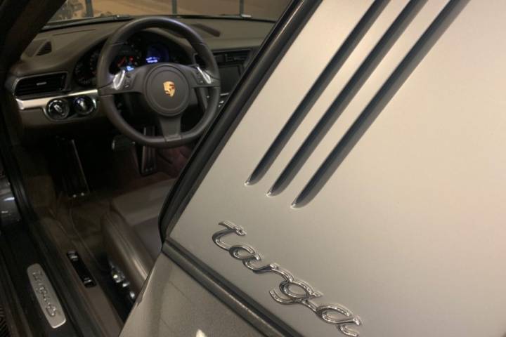 Porsche 911 Targa 4S 3.8i 400
