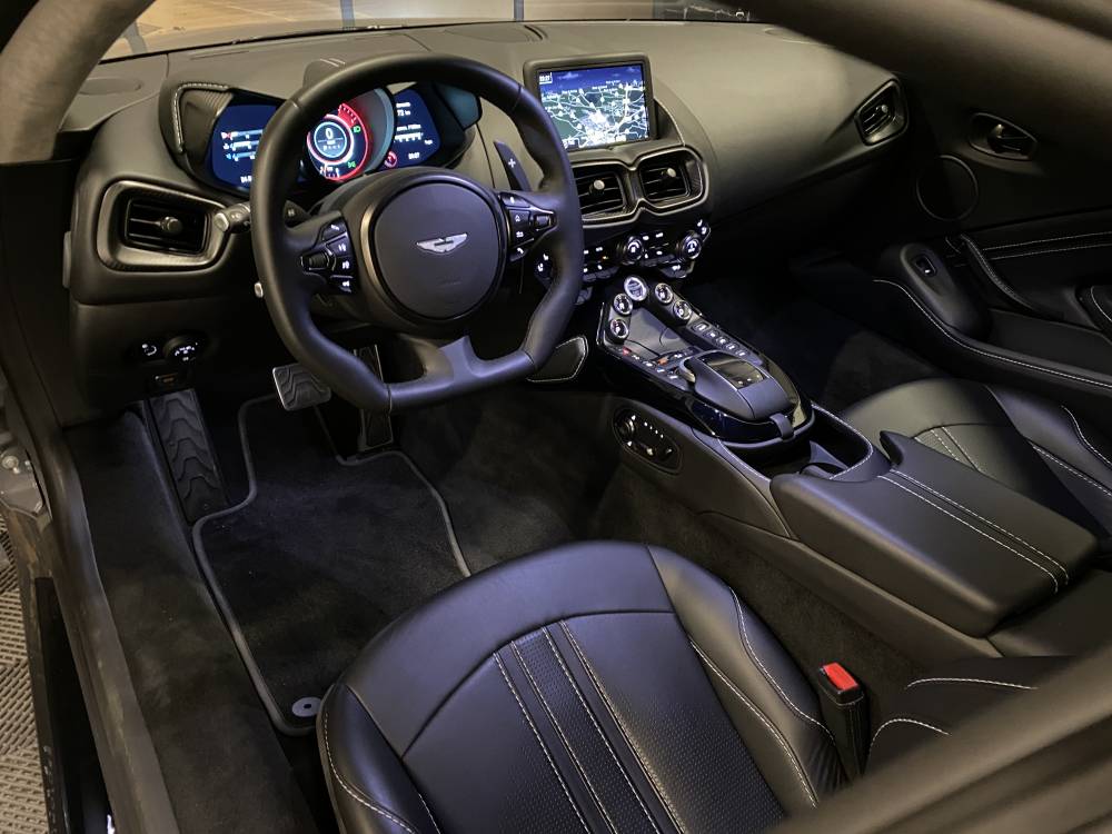 Aston Martin Vantage  V8 4.0 Biturbo 510 ch 