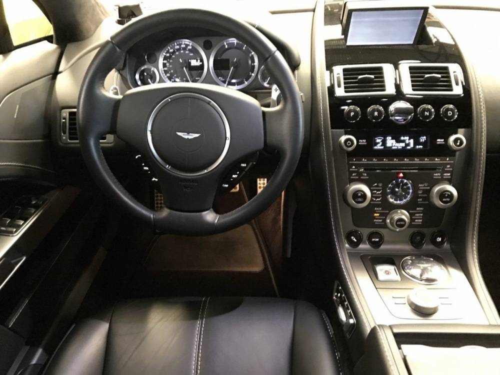 Aston Martin RAPIDE V12 TOUCHTRONIC