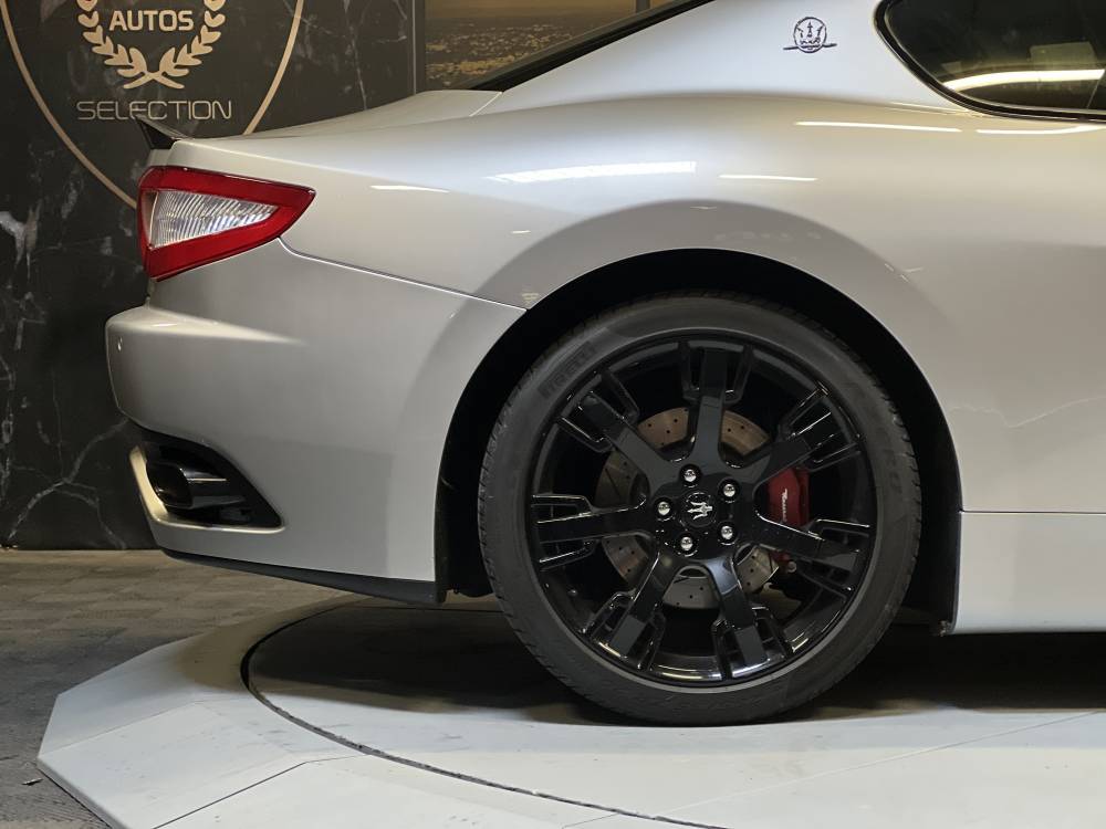 Maserati Granturismo S V8 4.7 440 ch / F1 / MC Sport Pack
