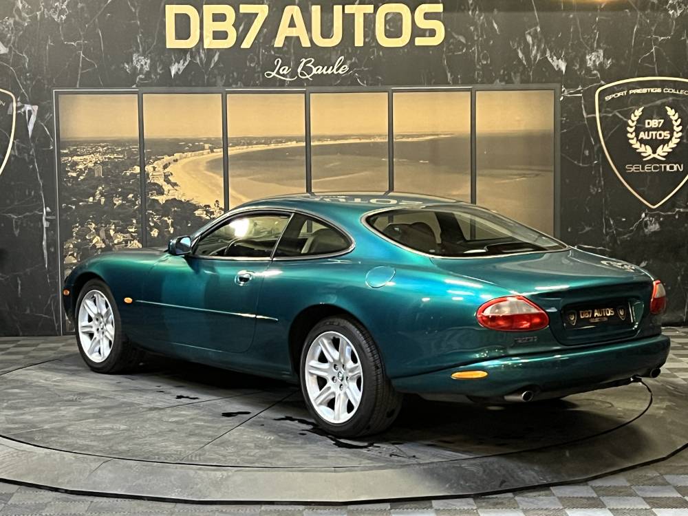 Jaguar XK8 V8 4.0 294 ch BVA