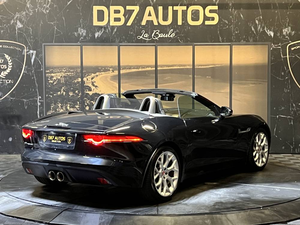 Jaguar F Type V6 3.0 340 ch Carbiolet / Ultimate Black 