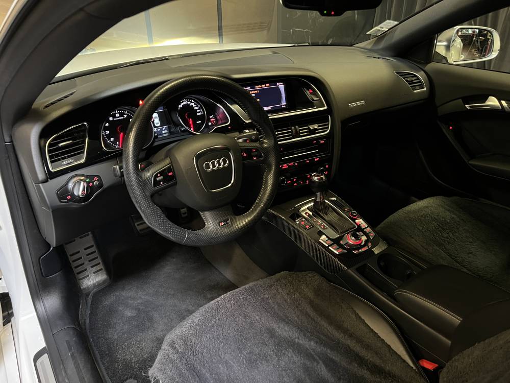 Audi RS5 V8 4.2 FSi 450 ch Quattro S Tronic 7 / Carbon / Ceramiques